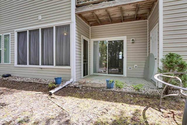 view of property entrance