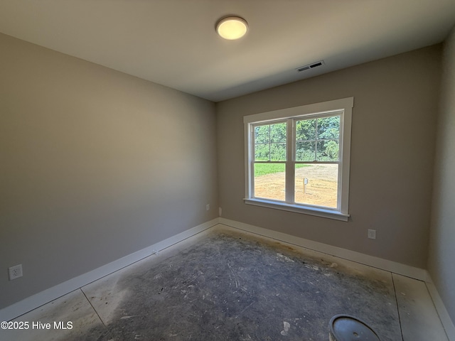 107 Tee Dr, Selma, NC 27576 - unfurnished room with baseboards