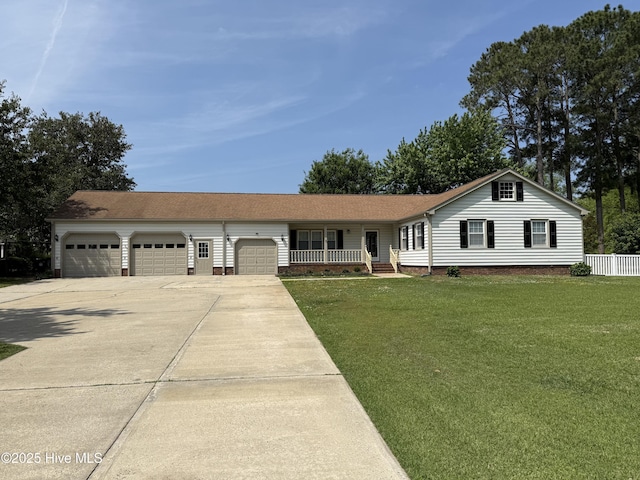 120 Ridgecrest Dr, Mount Olive, NC 28365 - single story home featuring covered porch, crawl space, a front yard, concrete driveway, and an attached garage