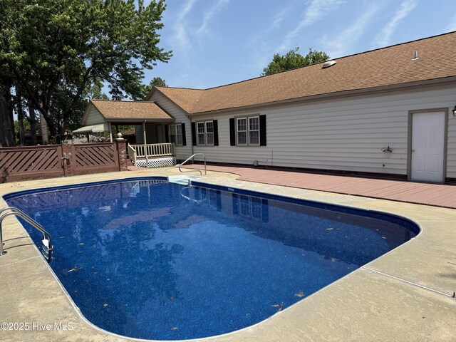 120 Ridgecrest Dr, Mount Olive, NC 28365 - pool with a wooden deck