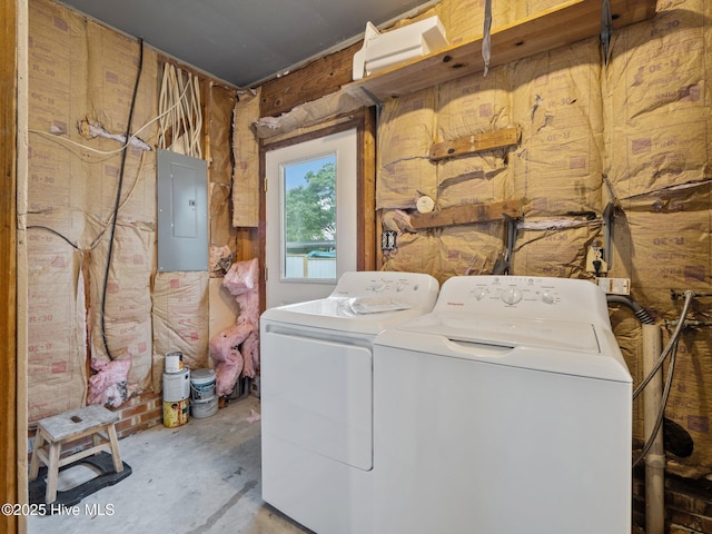 40 Eagle Rock Ln, Hubert, NC 28539 - laundry area with electric panel, independent washer and dryer, and laundry area