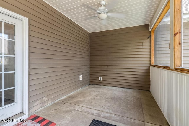 248 Seville St, Jacksonville, NC 28546 - unfurnished sunroom with ceiling fan