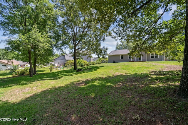 2686 Idlebrook Cir, Midway Park, NC 28544 - view of yard