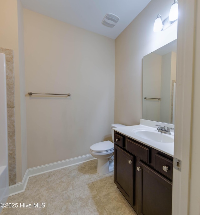 5225 National Garden Trl, Winnabow, NC 28479 - full bath with a washtub, visible vents, vanity, baseboards, and toilet