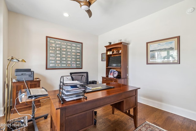 office area featuring wood finished floors, baseboards, a ceiling fan, and recessed lighting