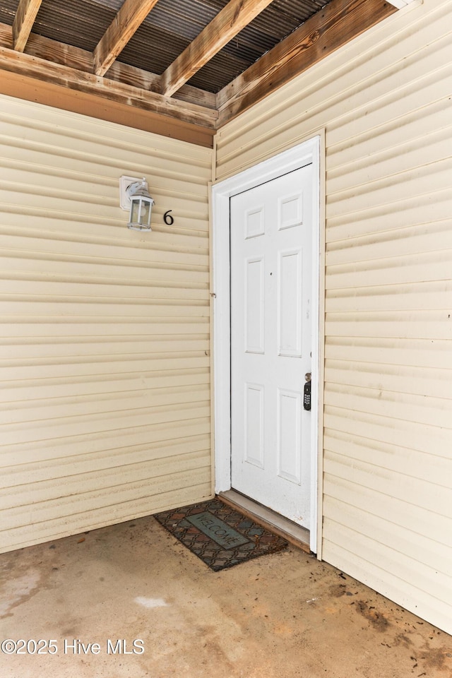 view of exterior entry