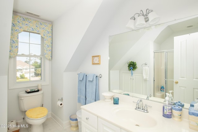 full bathroom featuring vanity, toilet, baseboards, a shower stall, and visible vents