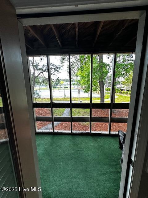 6214 Harbourside Dr, New Bern, NC 28560 - unfurnished sunroom featuring plenty of natural light