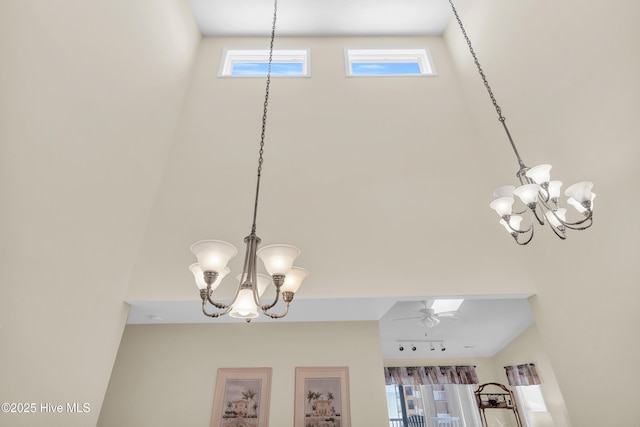 room details featuring a chandelier
