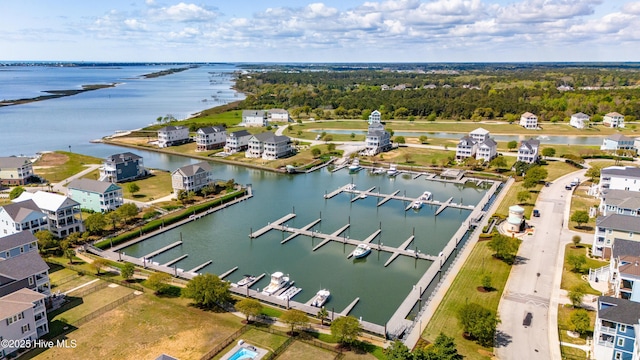 637 Cannonsgate Dr, Newport, NC 28570
