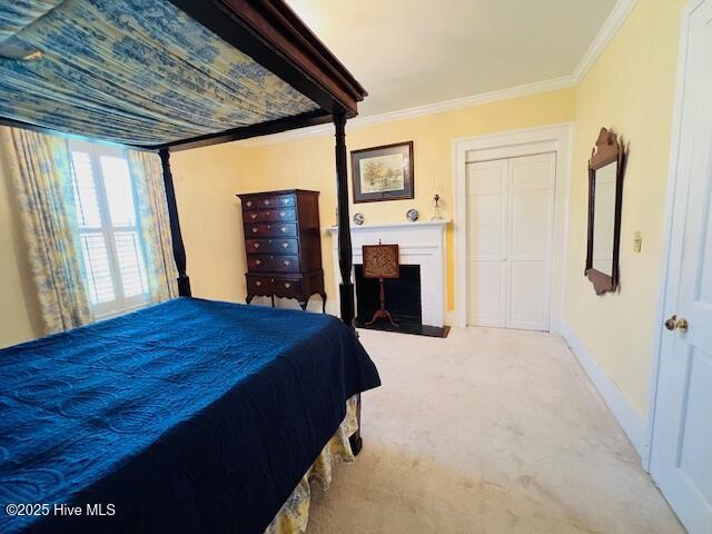 45 Hb Lewis Rd, Clinton, NC 28328 - bedroom featuring carpet, crown molding, a fireplace, and baseboards