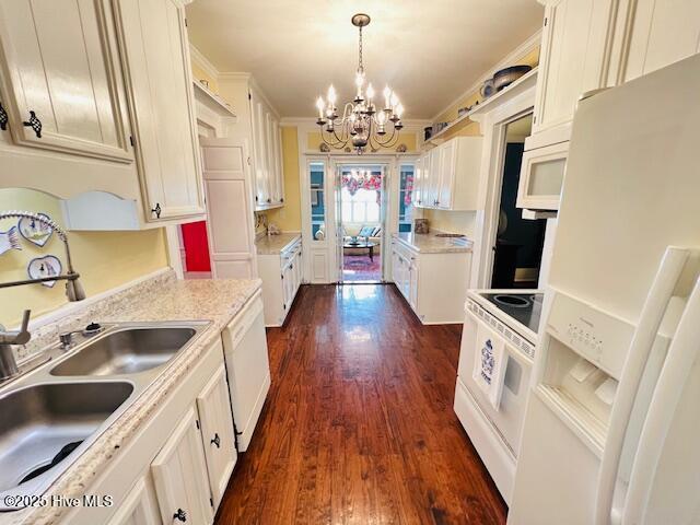45 Hb Lewis Rd, Clinton, NC 28328 - kitchen featuring white appliances, a chandelier, a sink, and light countertops