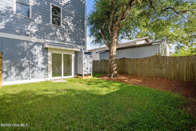 view of yard with fence