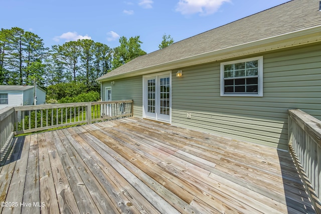 1406 Silverbrook Rd, Oriental, NC 28571 - view of wooden terrace
