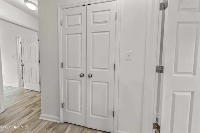 1406 Silverbrook Rd, Oriental, NC 28571 - hall featuring baseboards and light wood-type flooring