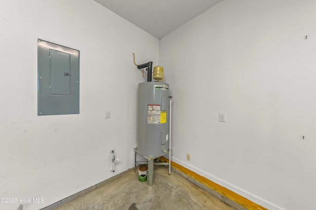 1406 Silverbrook Rd, Oriental, NC 28571 - utilities featuring electric panel and electric water heater