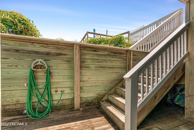 deck with stairs