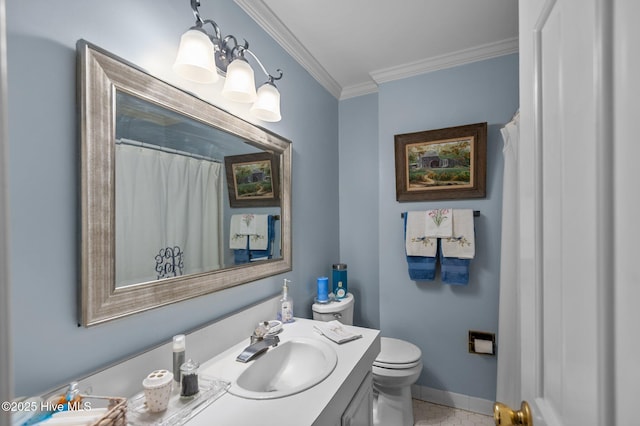 104 N Reed Dr, Washington, NC 27889 - bathroom with toilet, crown molding, vanity, baseboards, and a shower with curtain