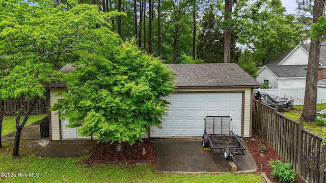 104 N Reed Dr, Washington, NC 27889 - detached garage with fence