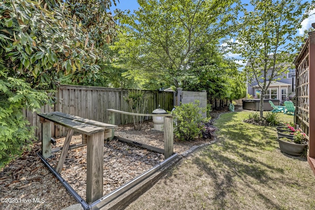 view of yard featuring fence
