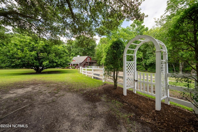 390 Whitebridge Rd, Hampstead, NC 28443 - view of yard featuring fence