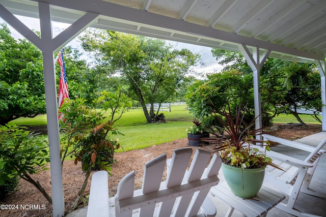 390 Whitebridge Rd, Hampstead, NC 28443 - view of patio with fence