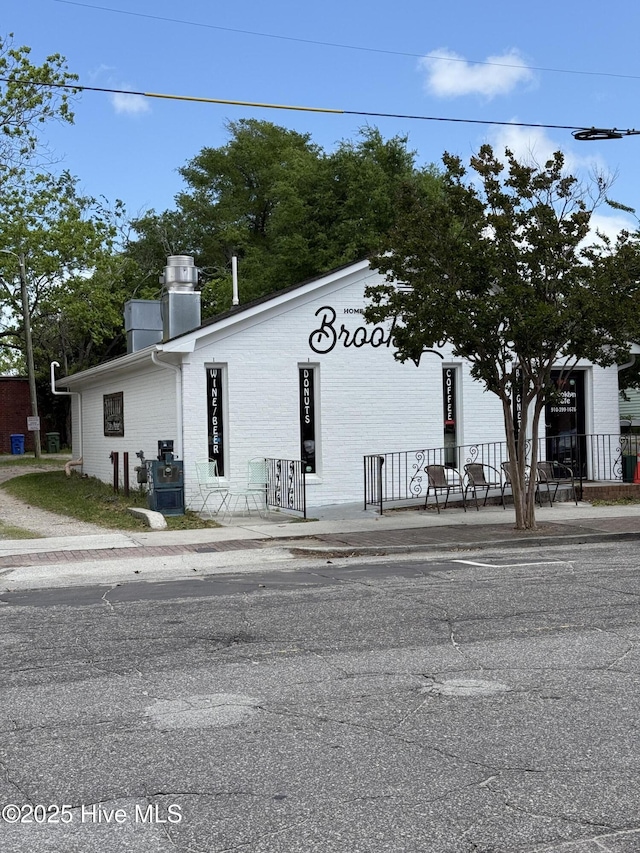 view of building exterior