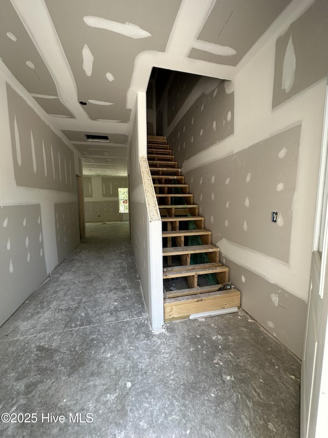 211 Brighttown Rd, Maysville, NC 28555 - view of stairway