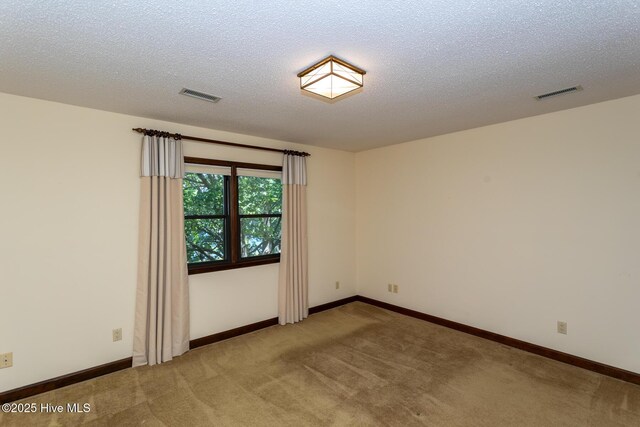 154 Overlook Dr, West End, NC 27376 - full bathroom featuring baseboards and shower / tub combo with curtain
