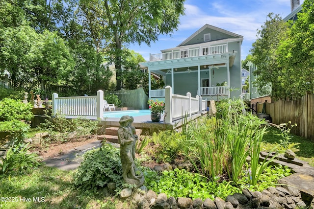 211 Ann St, Wilmington, NC 28401 - back of property featuring a fenced backyard