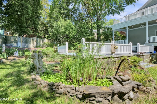 211 Ann St, Wilmington, NC 28401 - view of yard with a ceiling fan