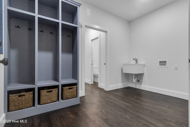 140 E Ag Dr, New Bern, NC 28562 - mudroom with dark wood finished floors, baseboards, and a sink