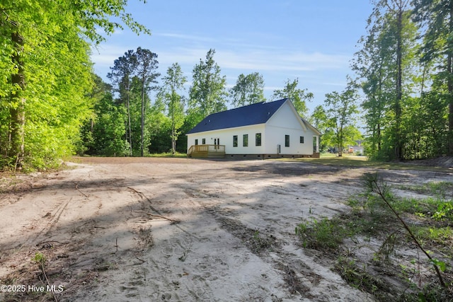 140 E Ag Dr, New Bern, NC 28562 - view of side of property featuring dirt driveway