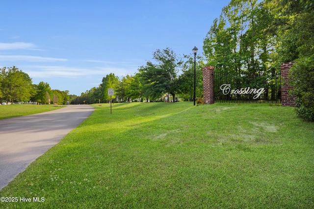 140 E Ag Dr, New Bern, NC 28562 - surrounding community with a yard