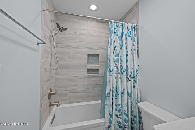 full bath with shower / bathtub combination with curtain, toilet, and recessed lighting