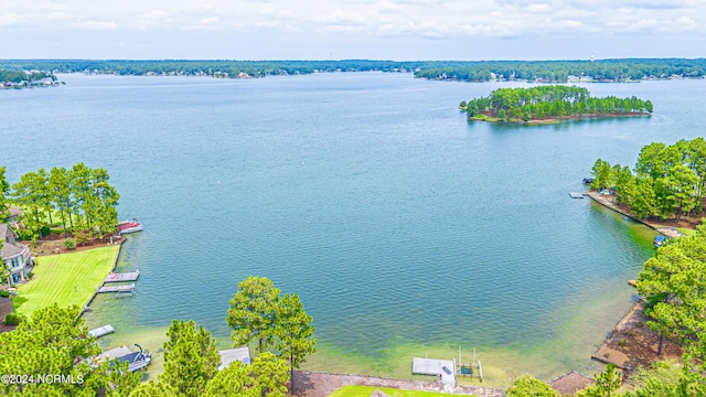 101 Andrews Dr, West End, NC 27376