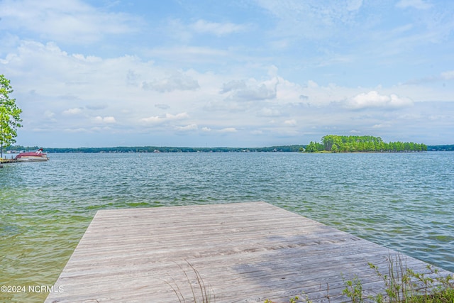 101 Andrews Dr, West End, NC 27376