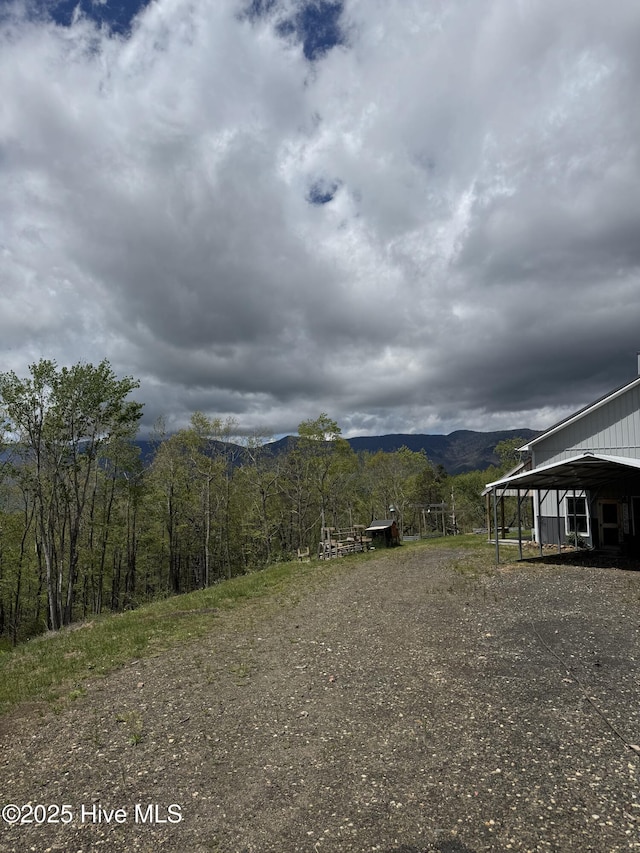 200 Wintergreen Patch Ln, Burnsville, NC 28714 - view of yard featuring a mountain view