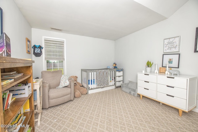 1009 Steeplechase Rd, Wilmington, NC 28412 - living area featuring light carpet