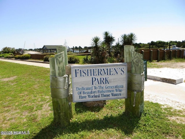 102 Macgregor Dr, Beaufort, NC 28516 - exterior view