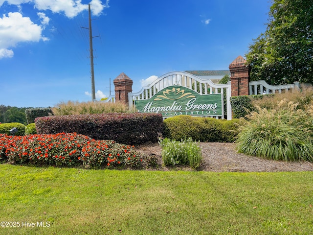 1109 Rollingwood Ct, Leland, NC 28451 - community / neighborhood sign featuring a yard