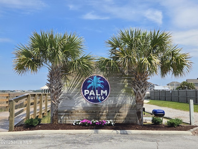 602 W Fort Macon Rd W Unit 138, Atlantic Beach, NC 28512 - community sign with fence