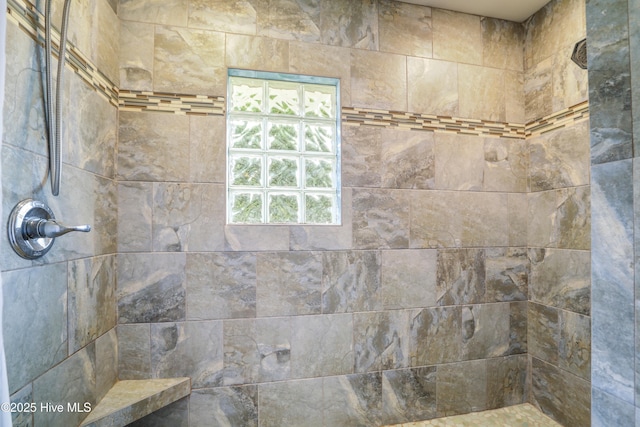 265 Creek View Dr, Sunset Beach, NC 28468 - full bath featuring a tile shower