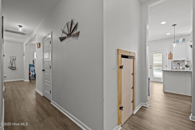 140 Timberwood Dr, Cameron, NC 28326 - hall with dark wood finished floors, baseboards, and recessed lighting