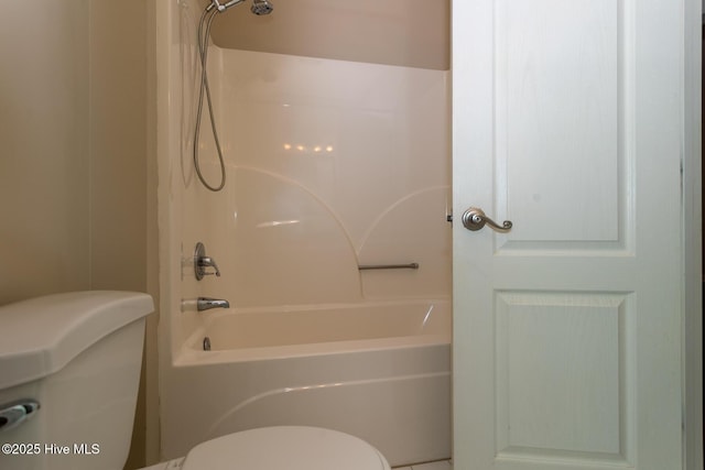 full bath with toilet and shower / bath combination