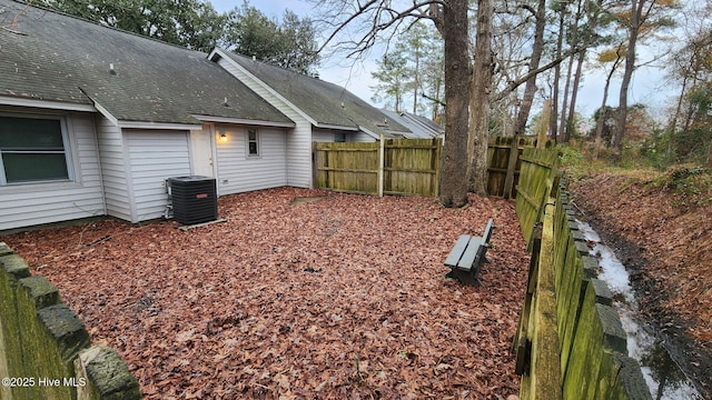 1501A B Dartmouth Ln, New Bern, NC 28562 - view of yard featuring cooling unit