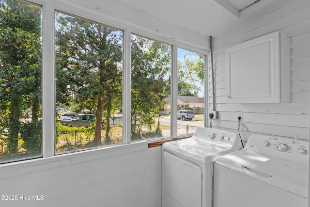laundry room featuring independent washer and dryer
