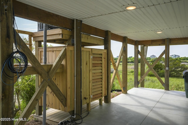 130 Sea Oaks Ct, North Topsail Beach, NC 28460 - view of patio / terrace