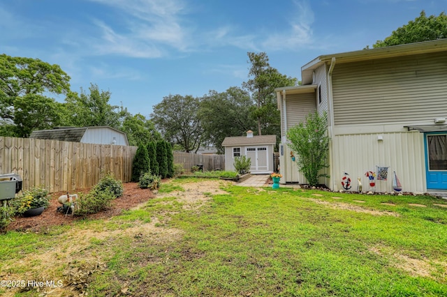 129 NE 36th St, Oak Island, NC 28465 - view of yard