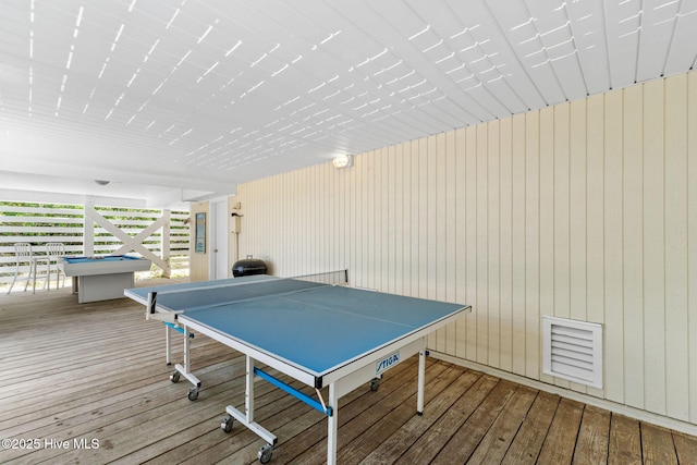 game room with hardwood / wood-style flooring
